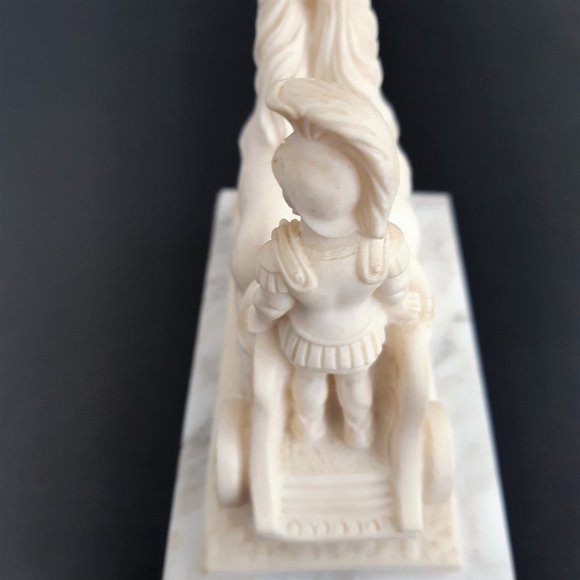 VTG Alabaster Marble Statue Figurine Roman Warrior Chariot Horse Italy Signed - Picture 6 of 12